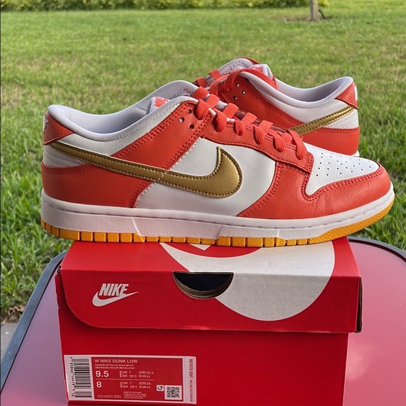 Nike Dunk Low University Gold (W)
